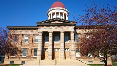 old state capitol online.